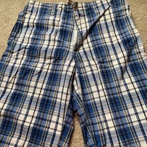 Men’s American Eagle shorts Size 34